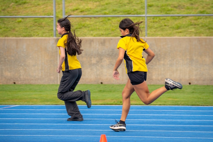 students running